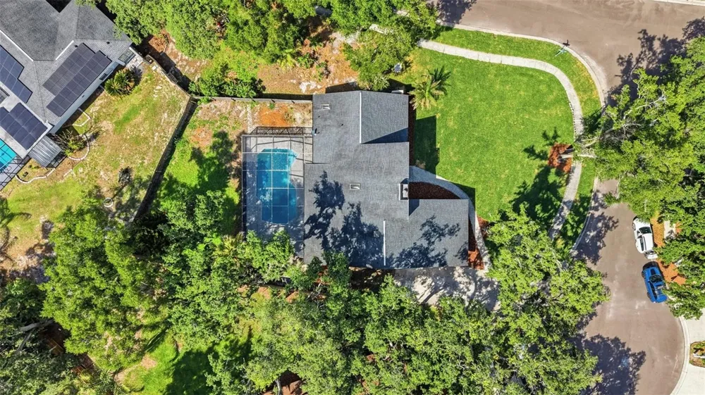 2104 DOEFIELD COURT Valrico, FL 33596
