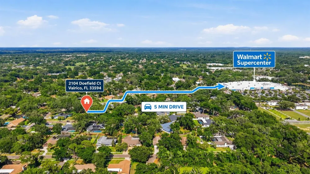 2104 DOEFIELD COURT Valrico, FL 33596