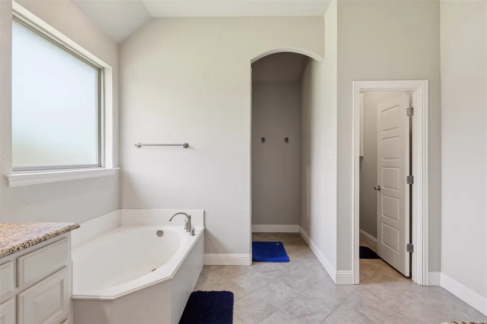 127 Preakness Drive Willow Park, TX 76087