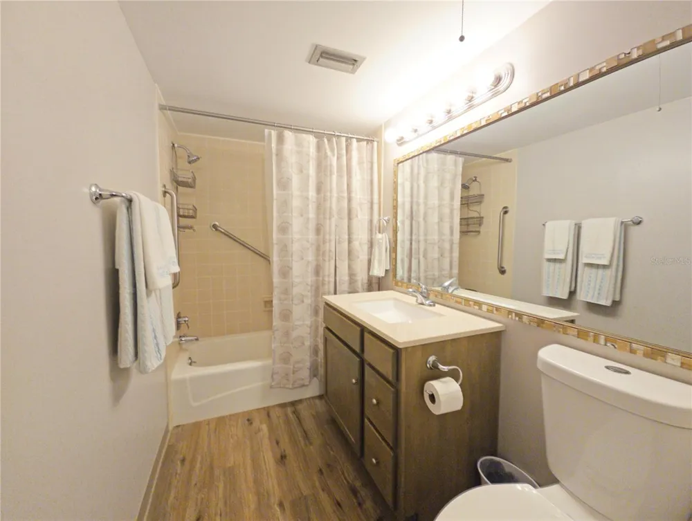 648 MIDWAY DRIVE #B ocala, FL 34472