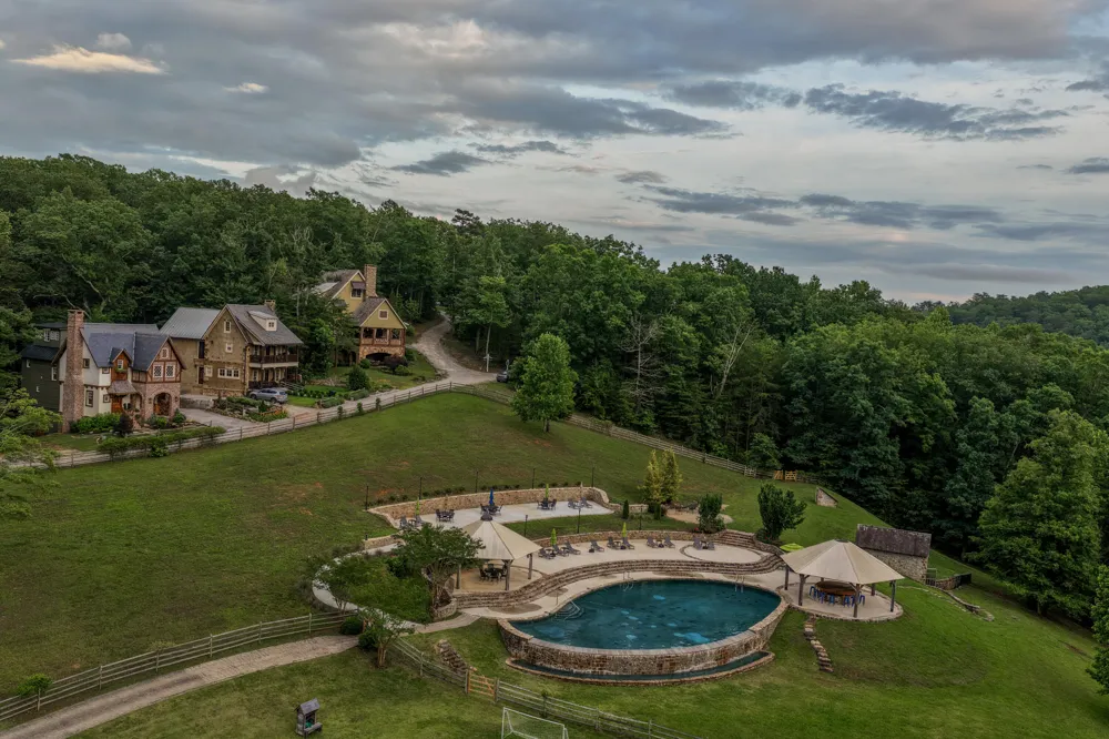 32 Lantern Cove Road Chickamauga, GA 30707