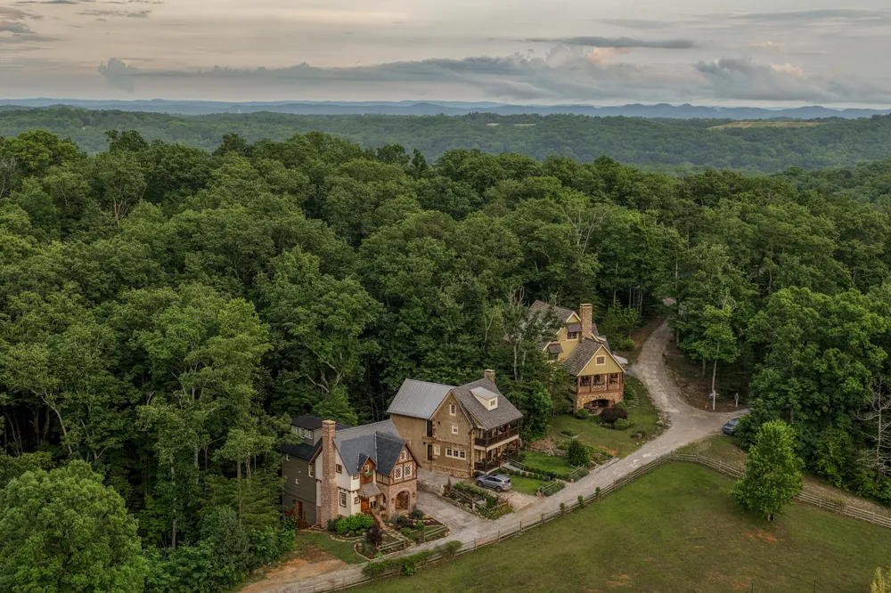 32 Lantern Cove Road Chickamauga, GA 30707
