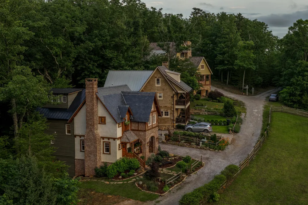 32 Lantern Cove Road Chickamauga, GA 30707