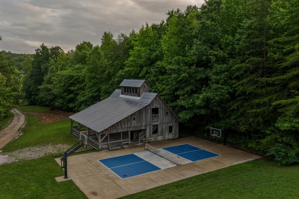 32 Lantern Cove Road Chickamauga, GA 30707