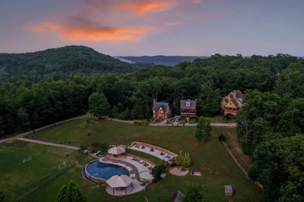 32 Lantern Cove Road Chickamauga, GA 30707