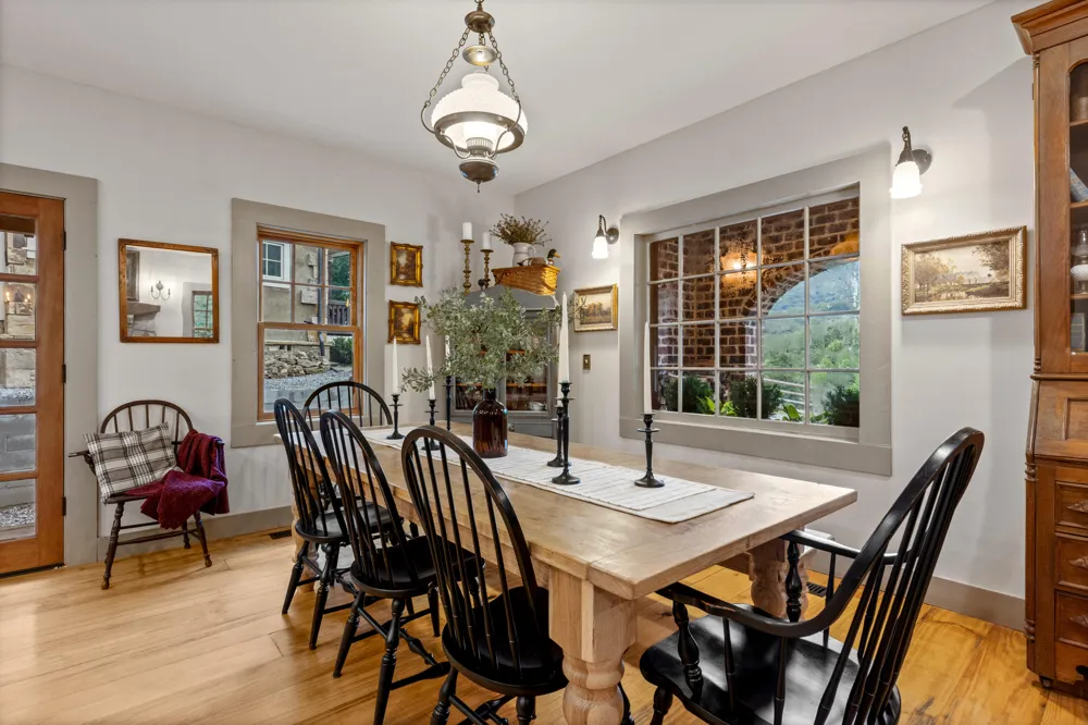 32 Lantern Cove Road Chickamauga, GA 30707