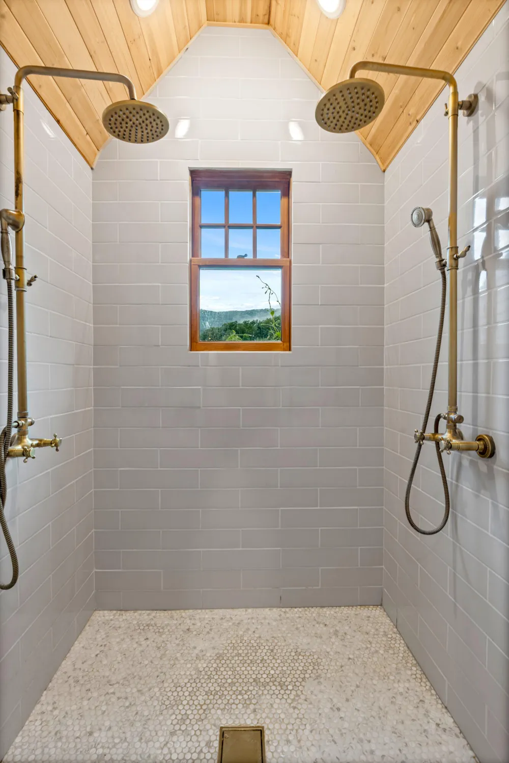 32 Lantern Cove Road Chickamauga, GA 30707