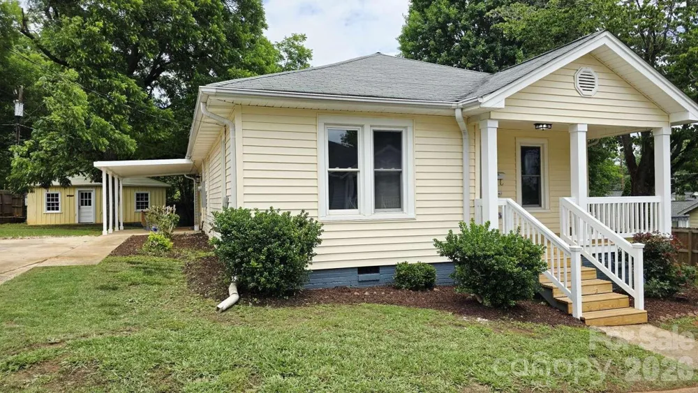 428 15th Street Cramerton, NC 28032
