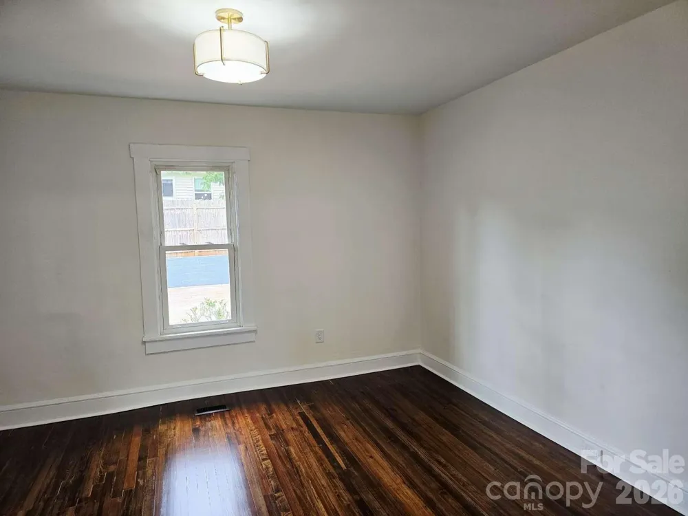 428 15th Street Cramerton, NC 28032