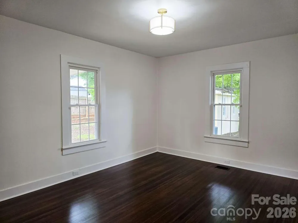 428 15th Street Cramerton, NC 28032