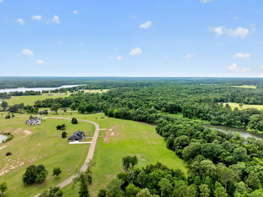 Pr 2712 Mt Pleasant, TX 75455