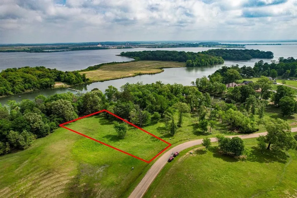 Pr 2712 Mt Pleasant, TX 75455