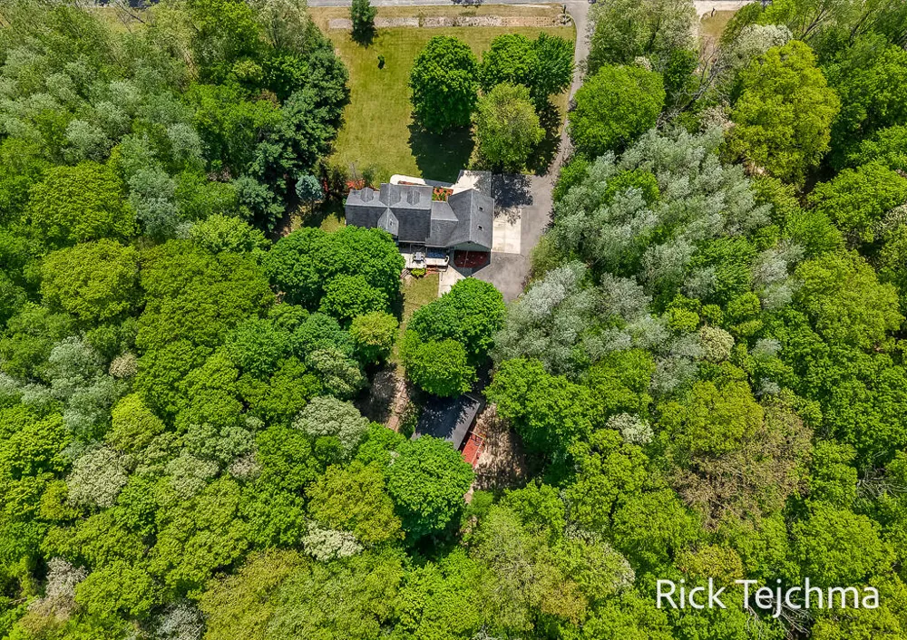 10345 Red Oak Ridge Reynolds Township, MI 49329