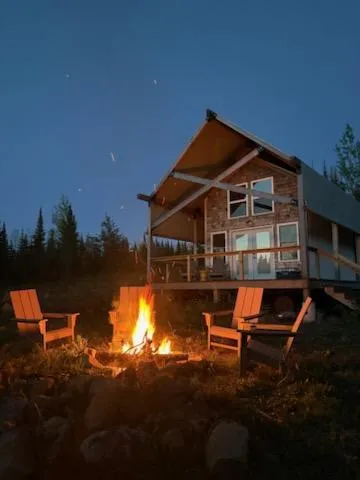 8016 Gunflint Trail Grand Marais, MN 55604