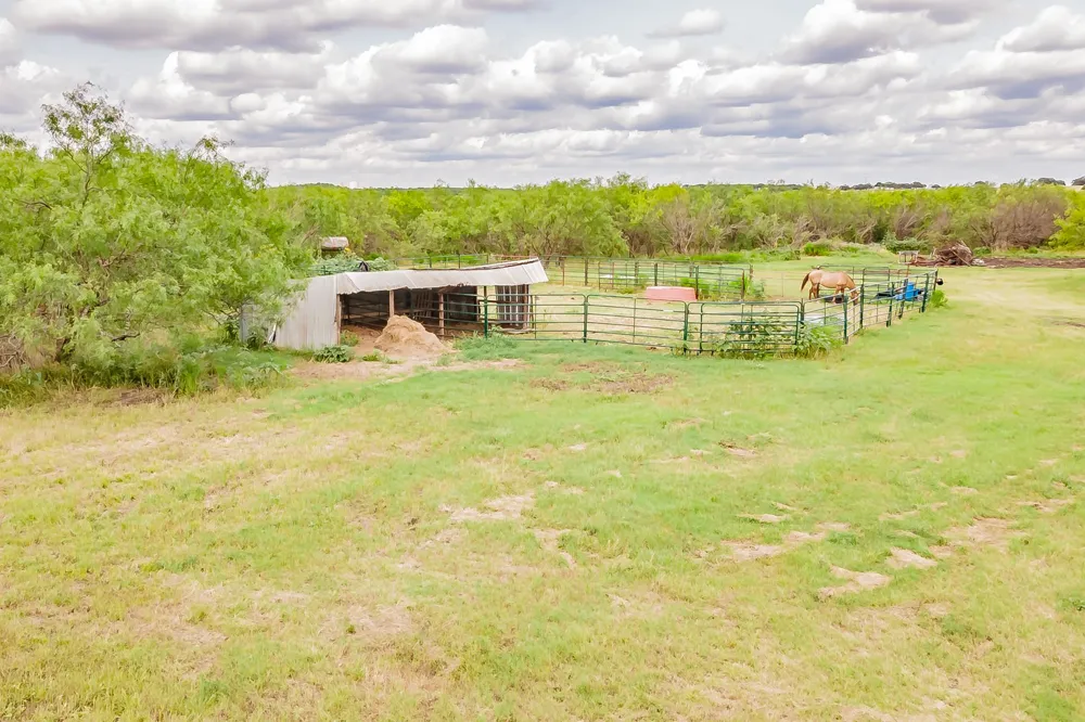 3501 Cr-905 Joshua, TX 76058