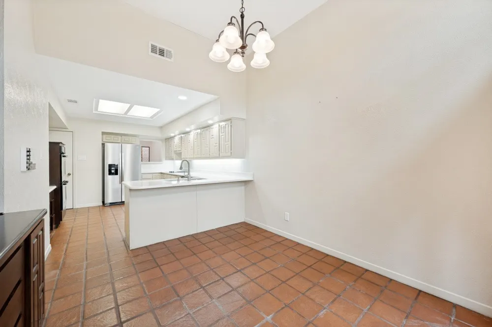 3316 Courtyard Place Farmers Branch, TX 75234