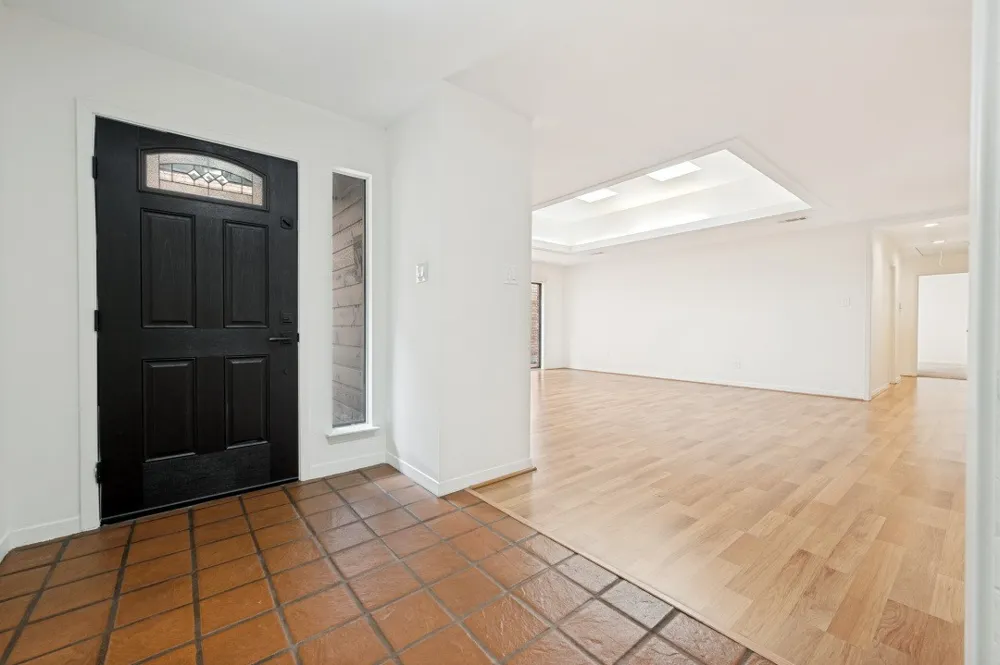 3316 Courtyard Place Farmers Branch, TX 75234