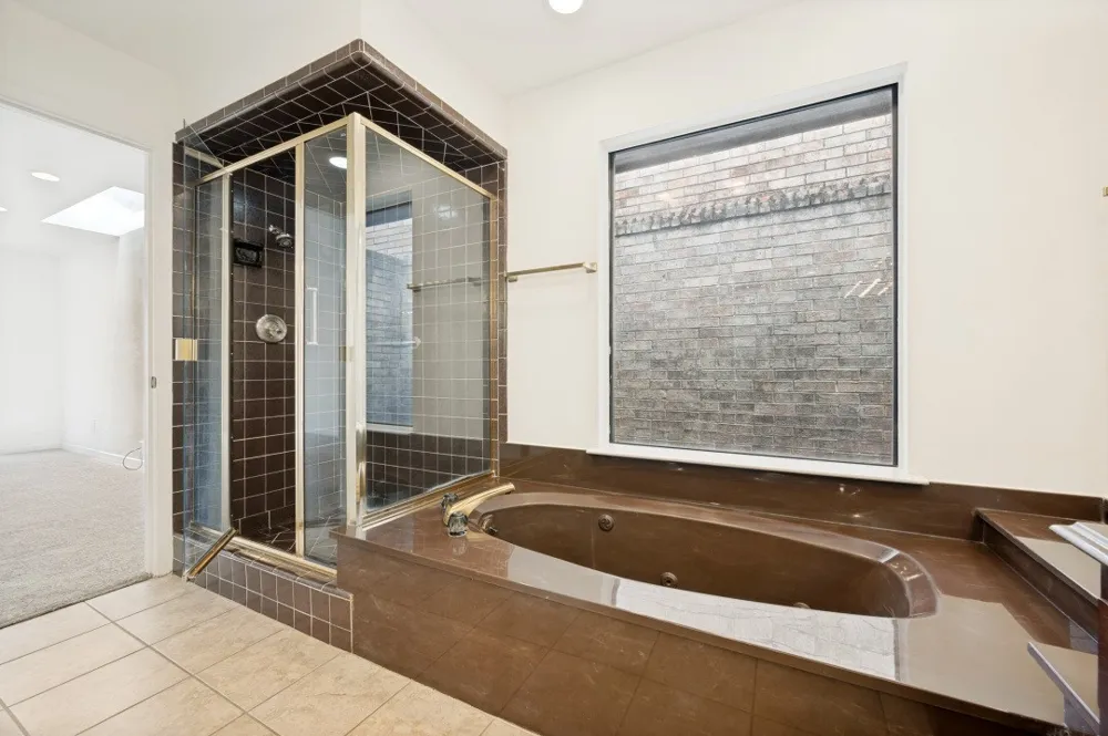 3316 Courtyard Place Farmers Branch, TX 75234