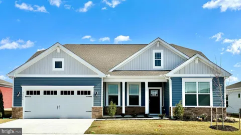 274 SARAH SIDE DRIVE