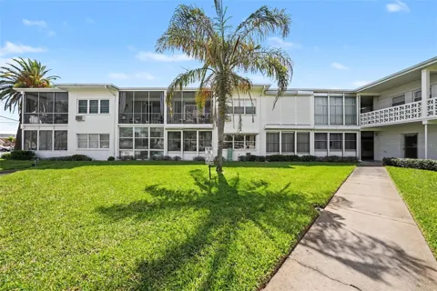 7050 SUNSET WAY #11
