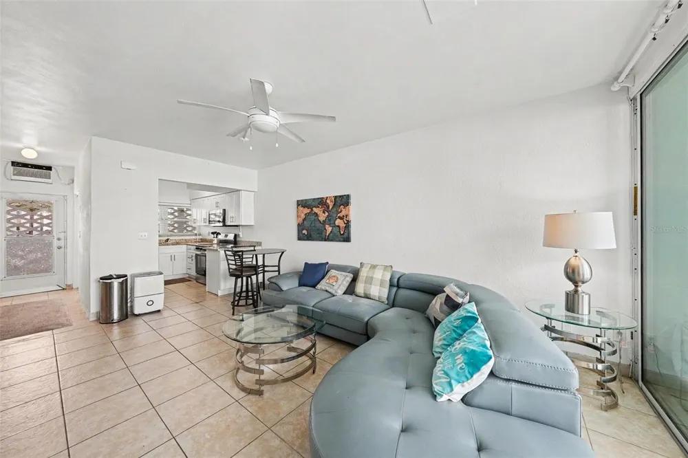 7050 SUNSET WAY #11 St Pete Beach, FL 33706