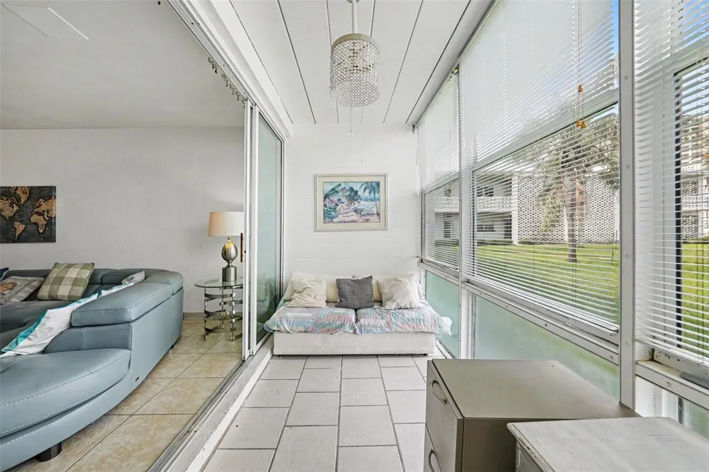 7050 SUNSET WAY #11 St Pete Beach, FL 33706