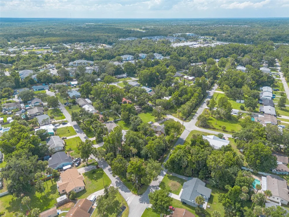 2433 CLAIRE AVENUE New Smyrna Beach, FL 32168