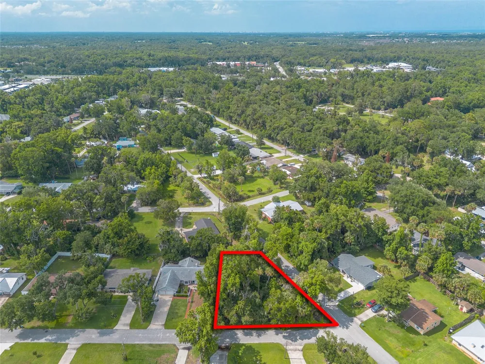 2433 CLAIRE AVENUE New Smyrna Beach, FL 32168