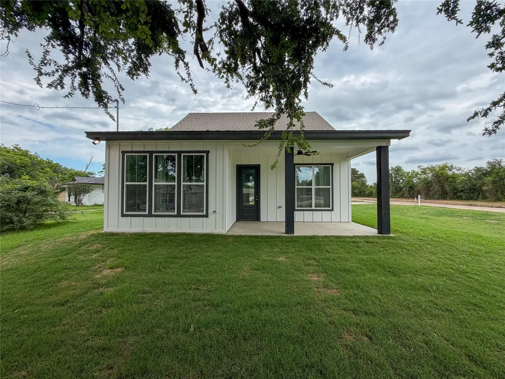 4200 Williams Road Bellmead, TX 76705