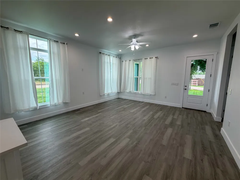4200 Williams Road Bellmead, TX 76705