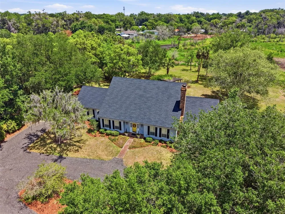 1245 WESTOAK DRIVE Deland, FL 32720