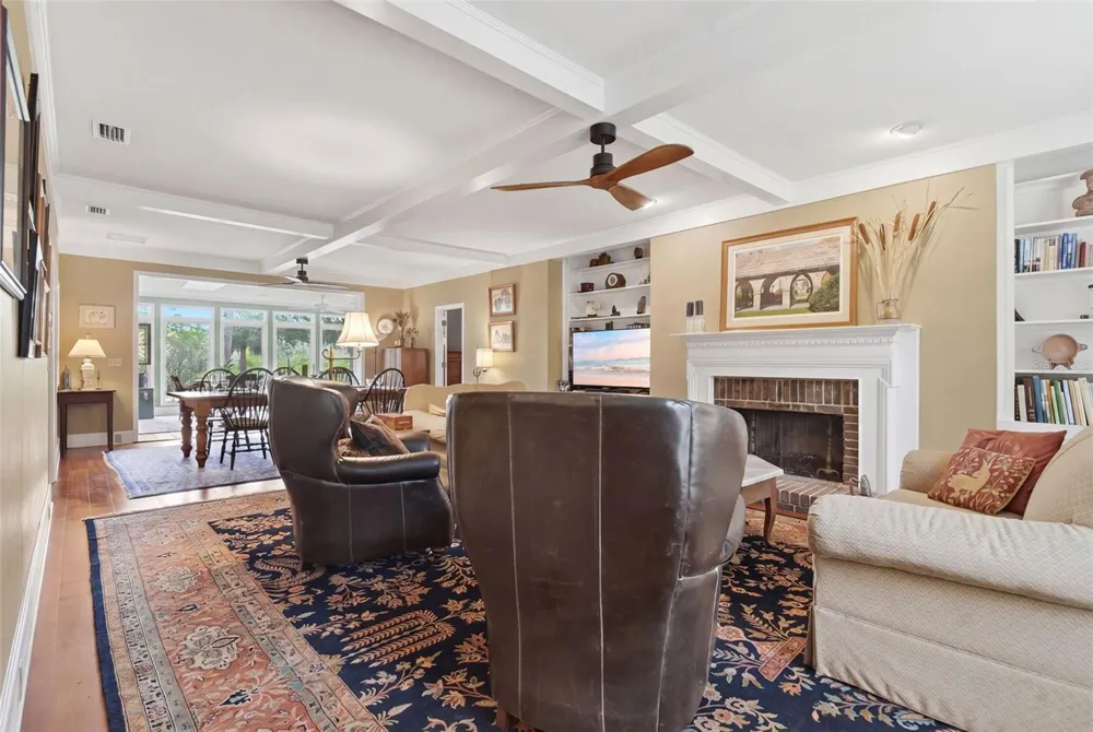1245 WESTOAK DRIVE Deland, FL 32720