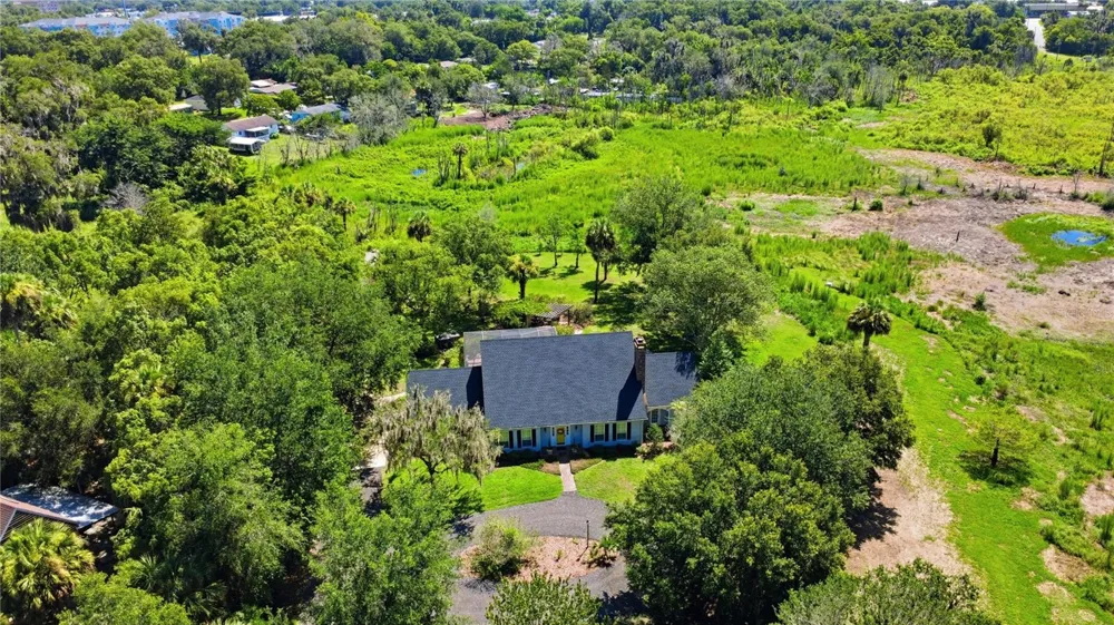 1245 WESTOAK DRIVE Deland, FL 32720