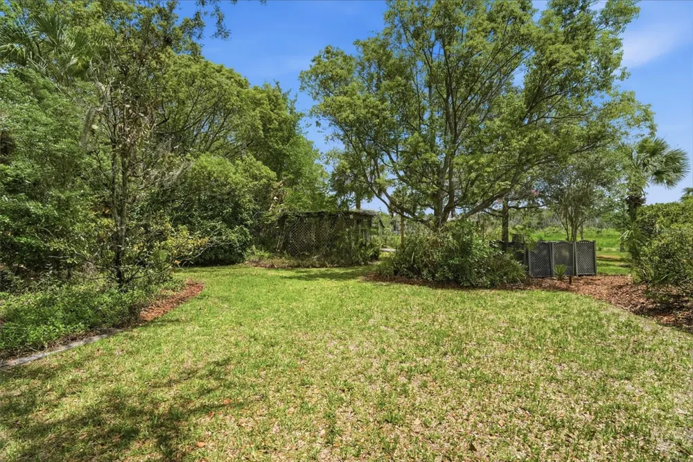 1245 WESTOAK DRIVE Deland, FL 32720