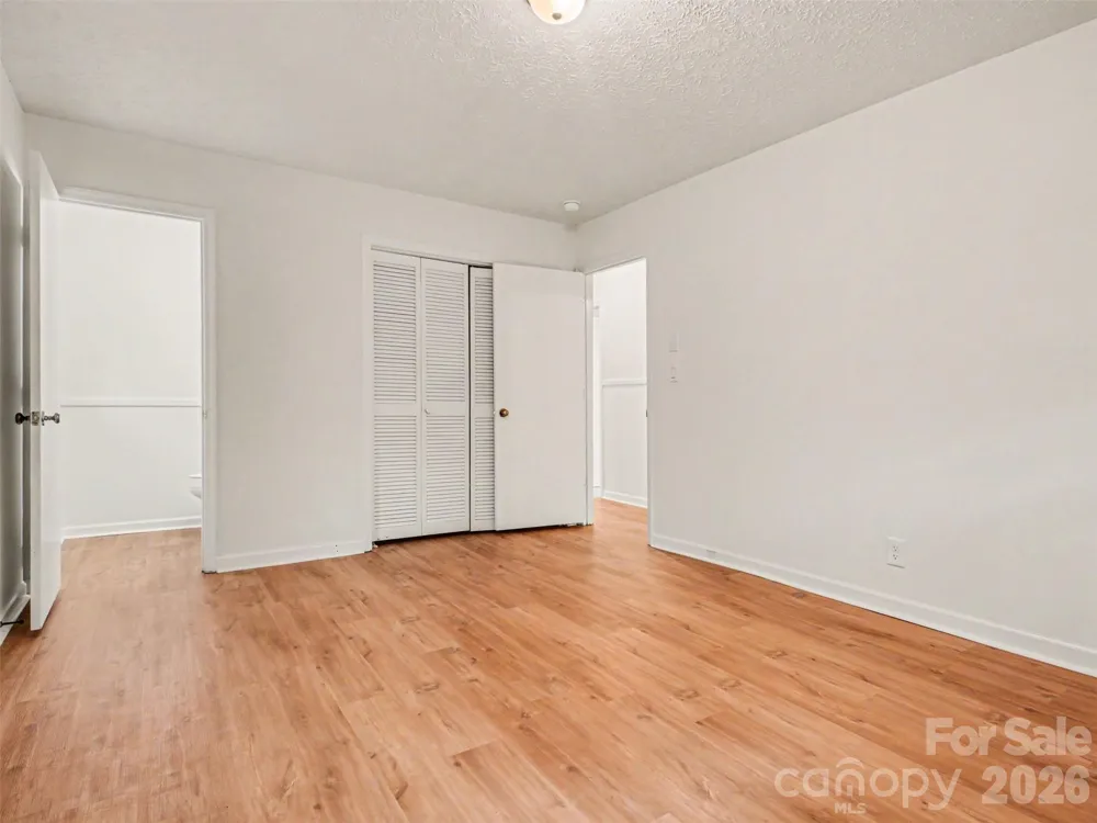 211 Lakeview Road Cherryville, NC 28021