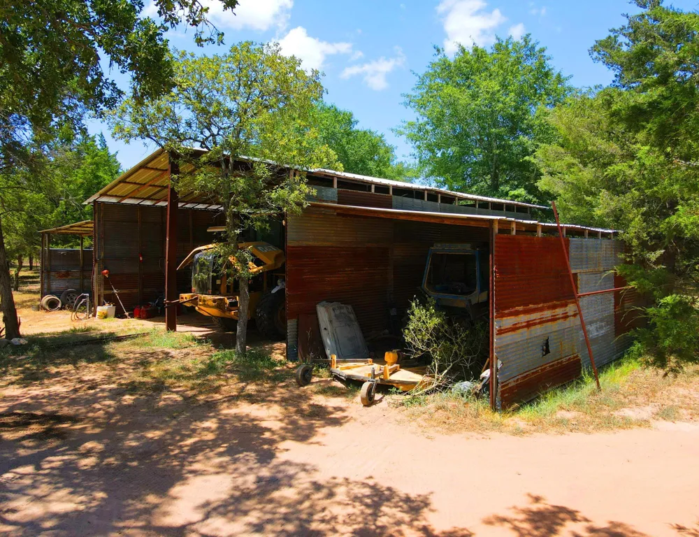 1071 Blacksmith Farm Lane Weimar, TX 78962
