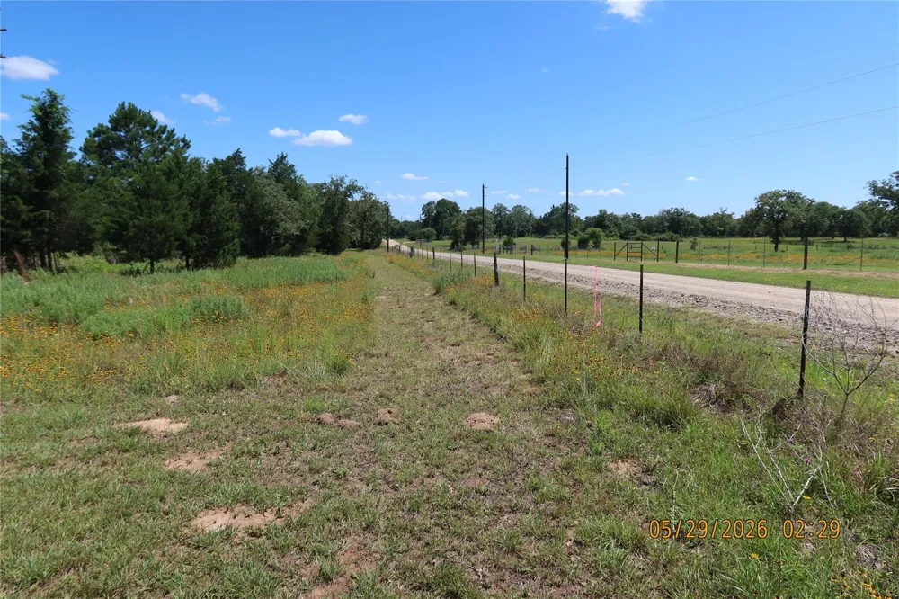 1071 Blacksmith Farm Lane Weimar, TX 78962
