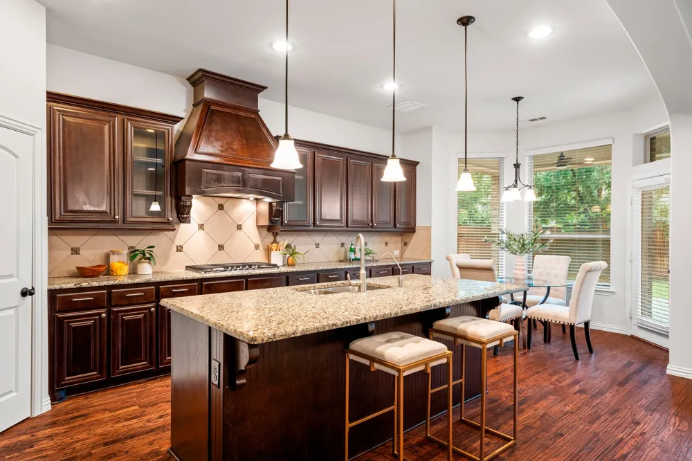 6908 Badlands Drive McKinney, TX 75070