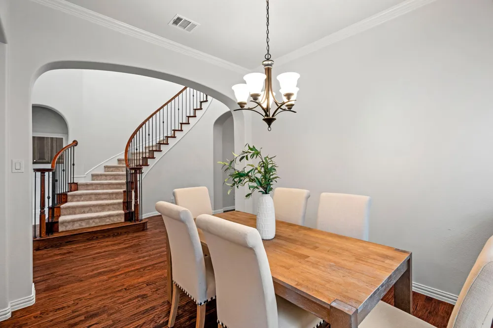 6908 Badlands Drive McKinney, TX 75070