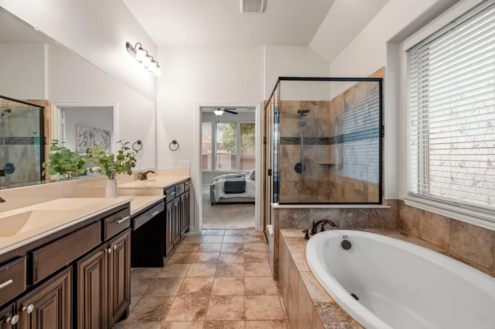 6908 Badlands Drive McKinney, TX 75070