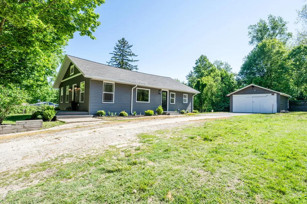 6027 Superior Street Hagar Township, MI 49038