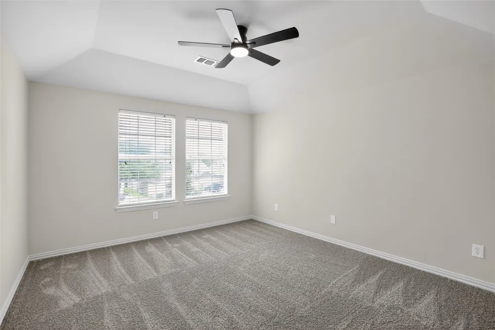 909 Saint Andrews Place DeSoto, TX 75115