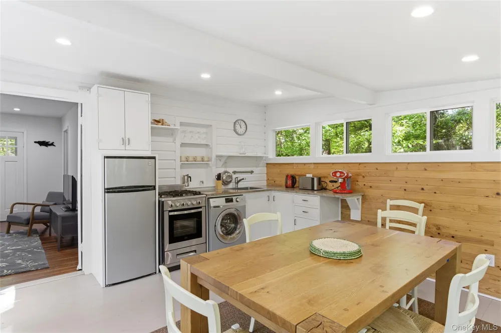 2 Prospect Avenue Shelter Island, NY 11964