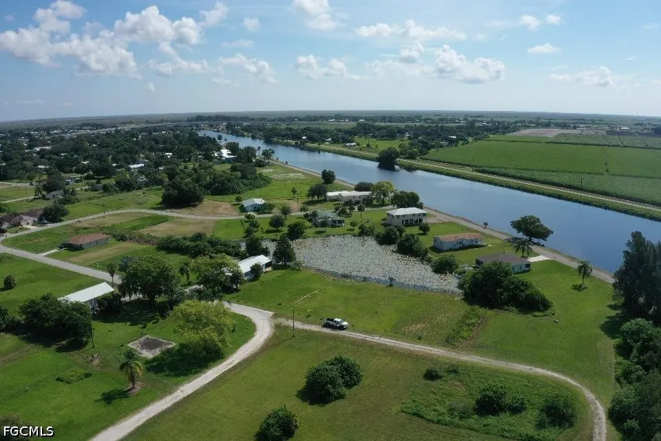 Meyerchick Drive SW Moore Haven, FL 33471