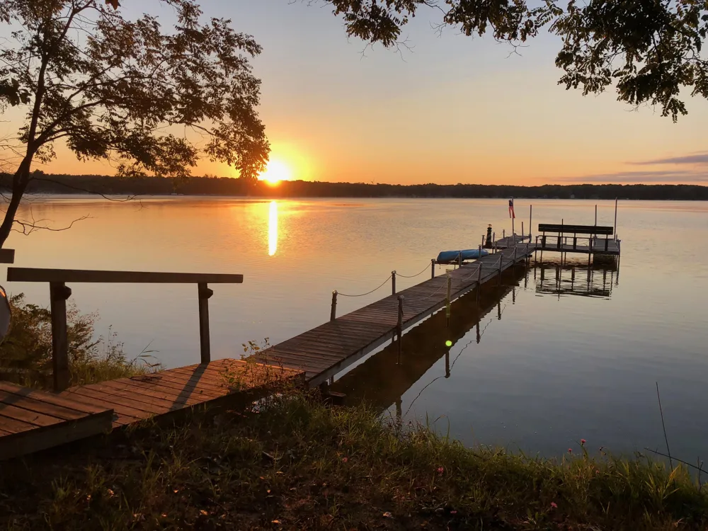 6633 Bass Lake Boulevard Pentwater, MI 49449