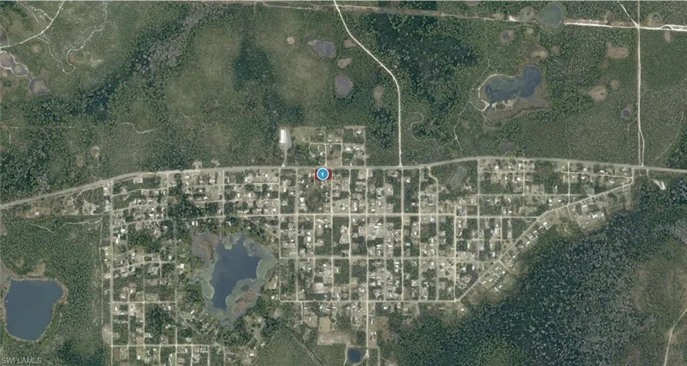 28108 Country Road 42 Paisley, FL 32767
