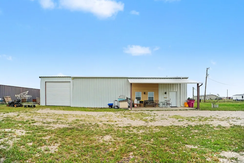 4780 County Road 4101 Kaufman, TX 75142