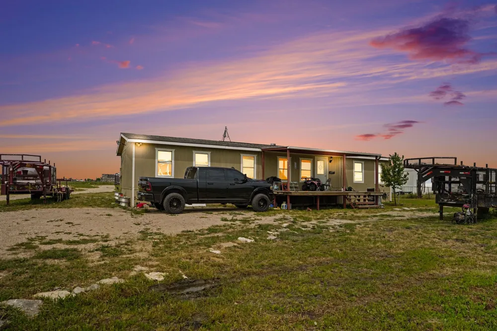4780 County Road 4101 Kaufman, TX 75142