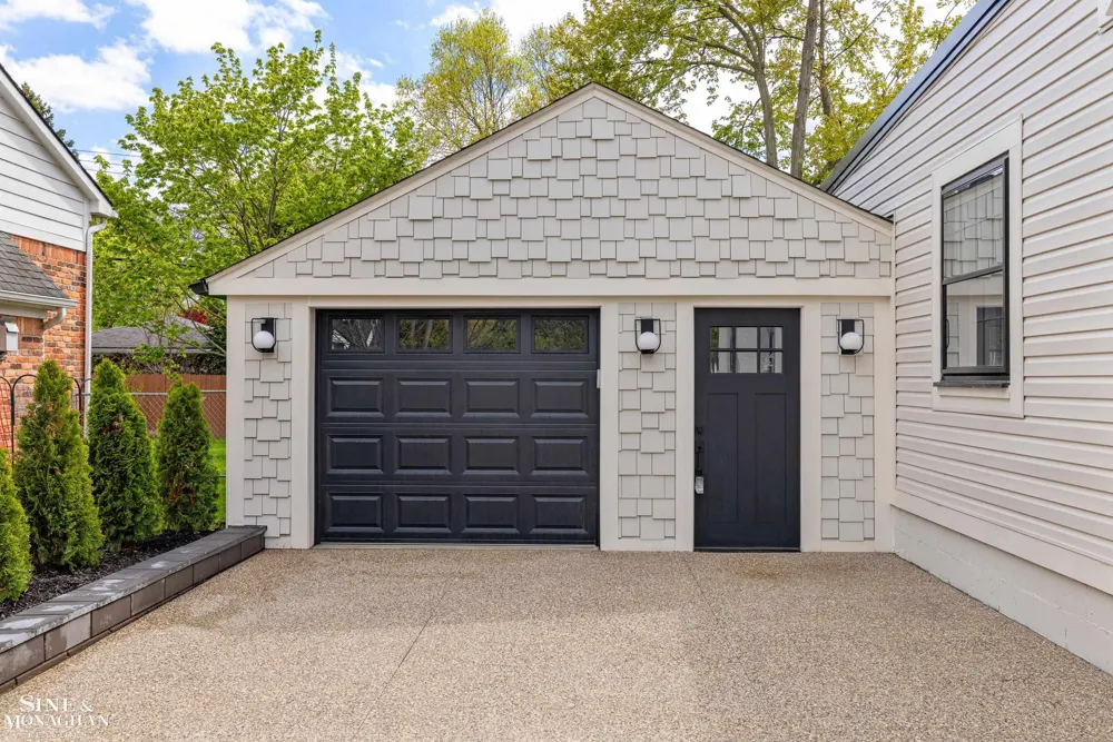 773 Hawthorne Road Grosse Pointe Woods City, MI 48236