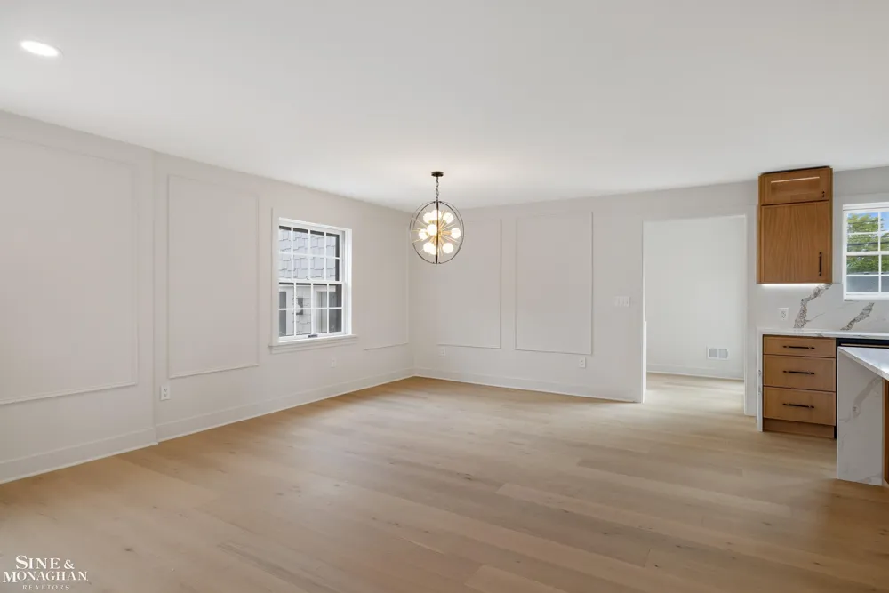 773 Hawthorne Road Grosse Pointe Woods City, MI 48236